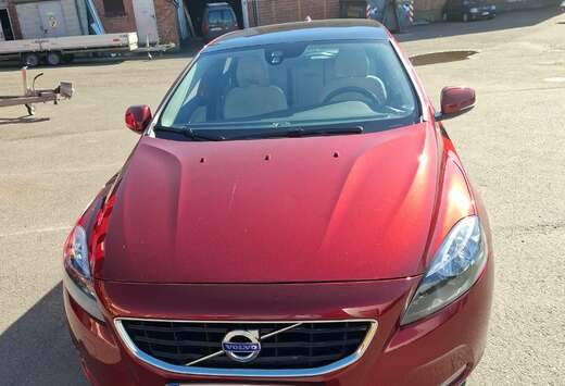 Volvo V40 1.6 T4 Ocean Race Powershift