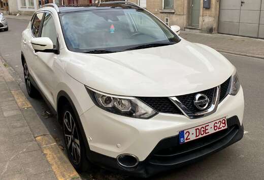 Nissan Qashqai 1.2 DIG-T 2WD Tekna