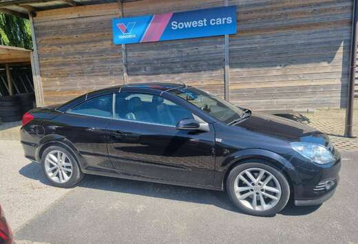Opel Astra TwinTop 1.9 CDTi 16v Cosmo