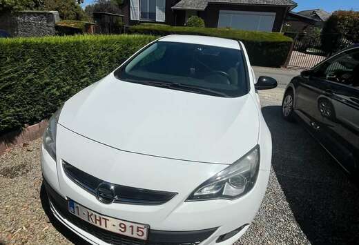 Opel Sports Tourer 1.4i Enjoy