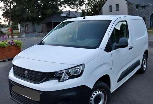 Peugeot 1.6 BlueHDi L1 STD Light Pro