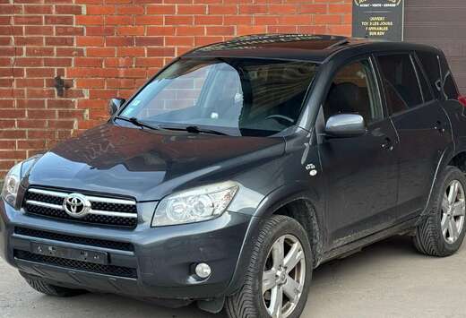 Toyota 2.2  D-CAT Cuir Caméra Toit ouvrant Jantes