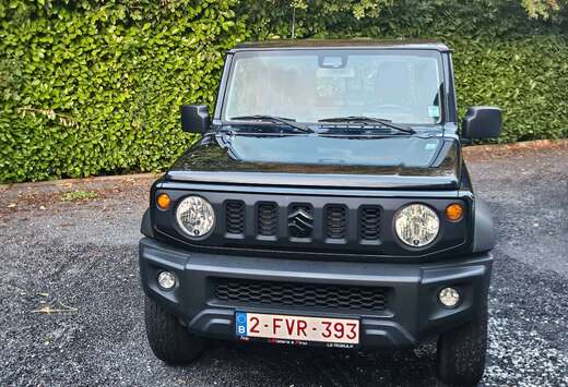 Suzuki Jimny 1.5i 4x4 GLX