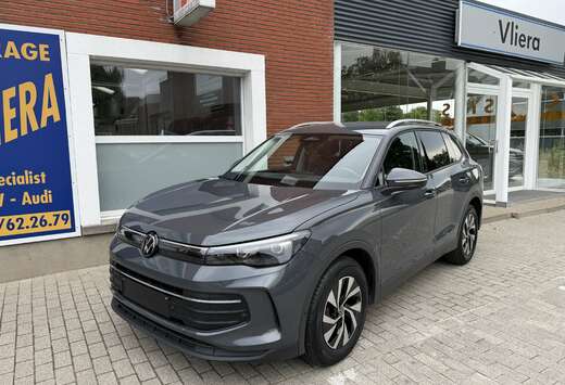Volkswagen 1.5 eTSI mHEV DSG ACT Life Business Premiu ...
