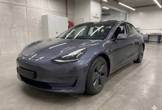 Tesla Model 3 SR Plus RWD