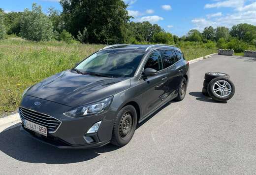 Ford Focus 1.0 EcoBoost Connected