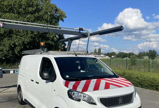 Peugeot 1.6 HDi L2H1 Relax
