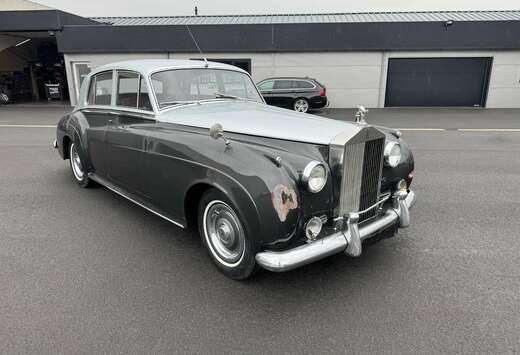 Rolls-Royce Silver Cloud V8
