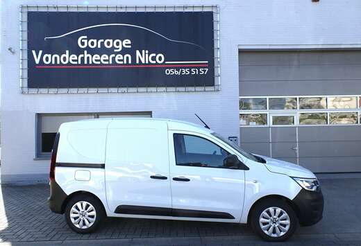 Renault 1.5 Blue dCi Confort 2pl. NAVI,CAMERA,CARPLAY ...