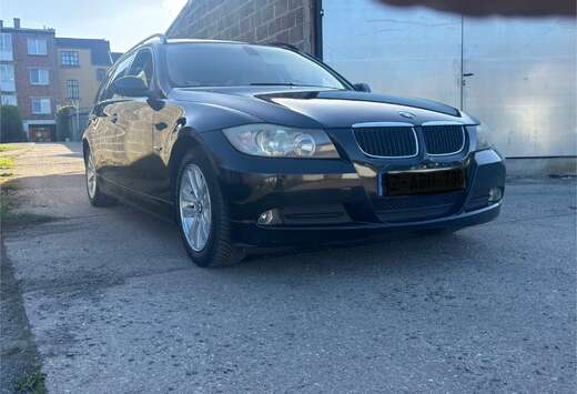 BMW Touring 320i