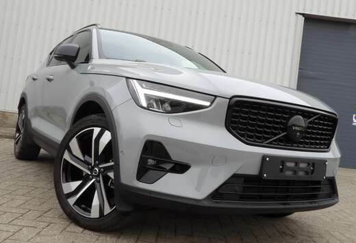 Volvo XC40 2.0 B3 MHEV Ultimate