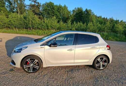 Peugeot 208 1.0i Access