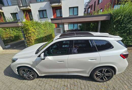 BMW X1 2.0iAS xDrive23 MHEV