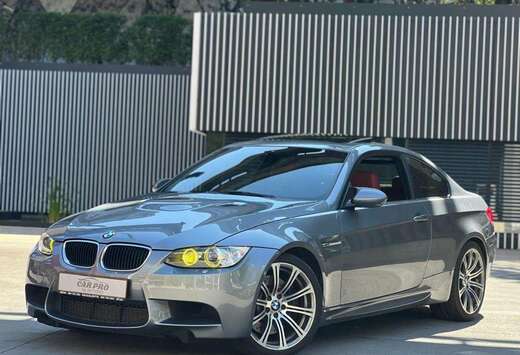 BMW E92 Coupe / MANUELLE / TOIT OUVRANT /