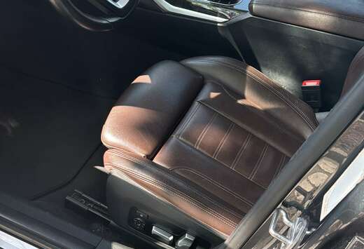 BMW 330e Touring Aut. Luxury Line