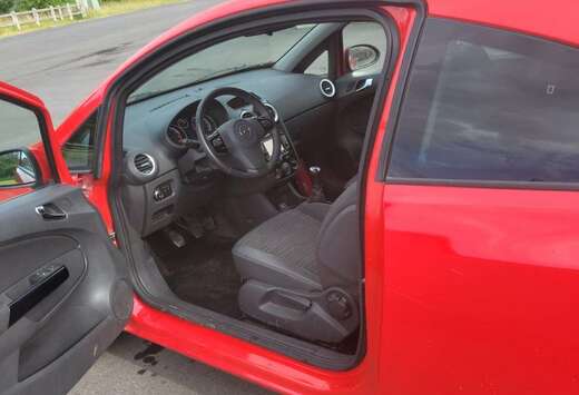 Opel 1.2 - 85 ch Twinport Cool Line