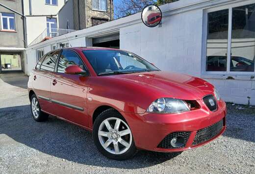 SEAT Ibiza 1.4i 16v Reference * A/C * COMM VOL *