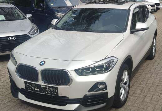 BMW X2 1.5iA sDrive18 OPF  PANO DAK / NIEUWSTAAT