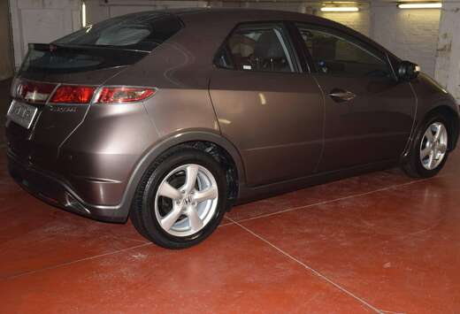 Honda Civic 1.4i