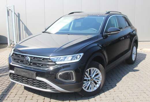 Volkswagen 1.5 TSI DSG Life - 37.000km - 2025