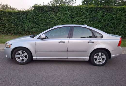 Volvo 1.6 D DRIVe Start/Stop Summum Full Options