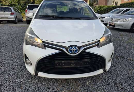 Toyota Yaris Hybrid 1.5i VVT-i Dynamic E-CVT