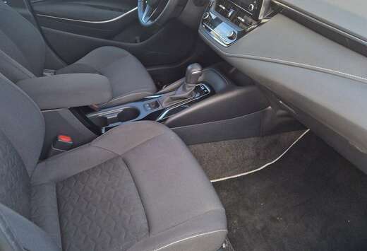 Toyota Hybrid 1.8 e-CVT