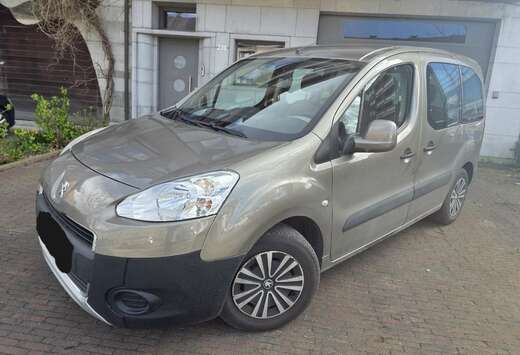 Peugeot 1.6 HDi/NOUVEAU MODEL 5 PLACES/150 000 KM+CAR ...