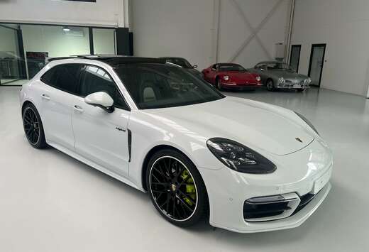 Porsche Panamera 4 e-Hybrid Sp.Tur.Plat.Ed. 2.9 V6 Bi ...