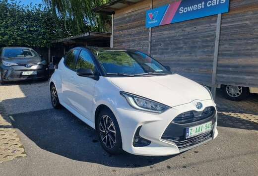 Toyota Yaris Hybrid 1.5i VVT-i C. and pack Two-Tone E