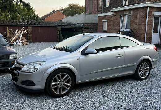 Opel Astra TwinTop 1.9 CDTi Cosmo FAP