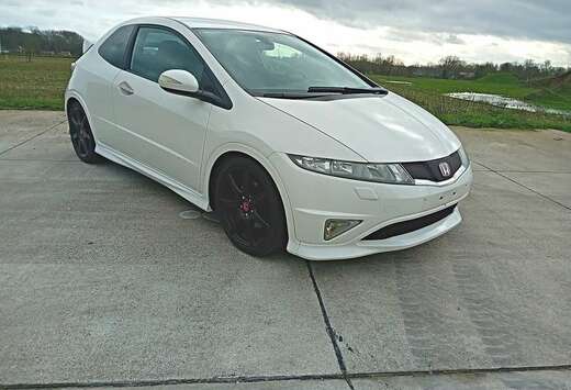 Honda 2.0 i-VTEC Type R Championship White Edition
