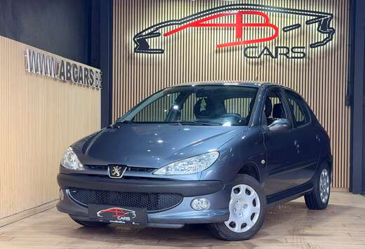 Peugeot 1.4i Trendy