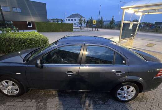 Ford 1.8 Ghia X