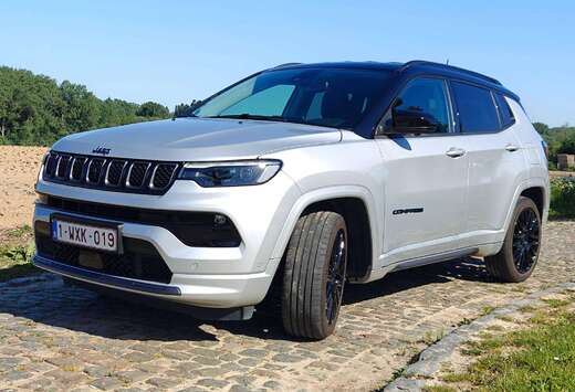 Jeep phev 4xe s-uitvoering 240pk
