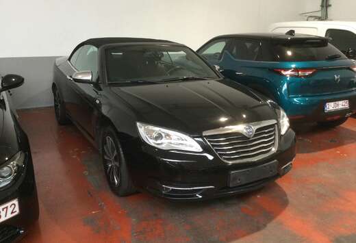 Lancia Flavia 2.4i Dual VVT