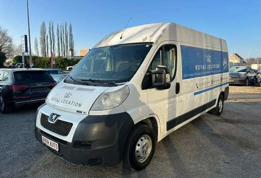 Peugeot 3.0 HDi L2H2 FAP/