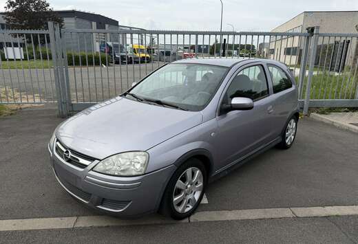 Opel 1.2i Boite Auto - Clim - Vitre Eléctrique