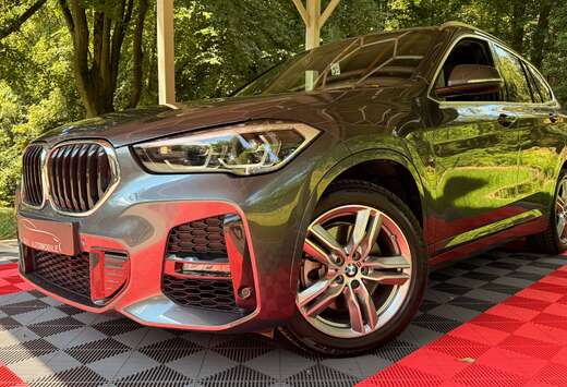 BMW x-DRIVE 25e (4x4) Plug/ ALU 18 M /Toit Panoramiqu ...