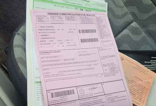 Skoda ✅️Skoda roomster166.000km 1.4essances avec  ...