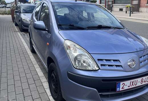 Nissan 1.0i Acenta