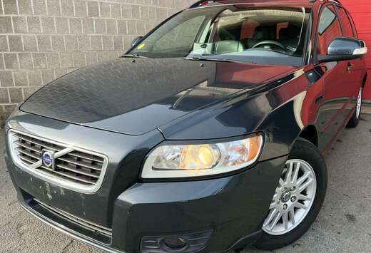 Volvo 1.6 D DRIVe Start/Stop + CLIM + CUIR + NAVI