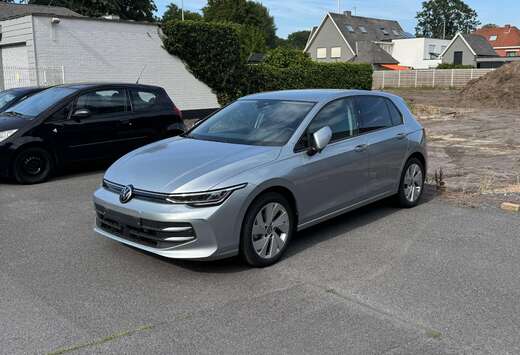 Volkswagen Golf 1.5 TSI Life Business Premium Life Bu ...