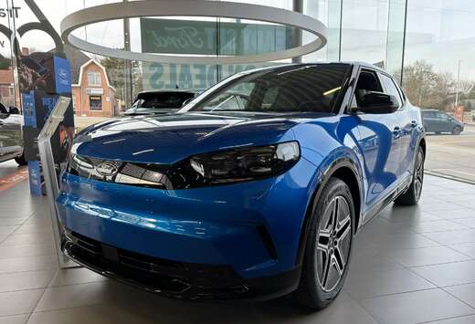 Ford 79 kWh Extended Range AWD Premium / Stock