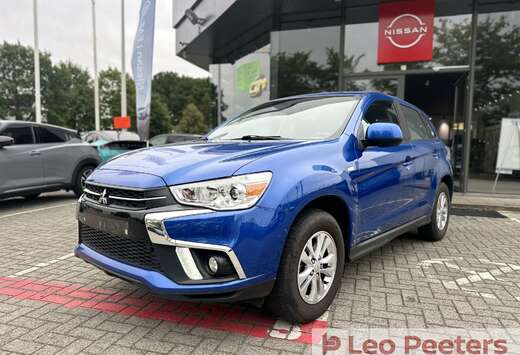 Mitsubishi MIVEC Invite