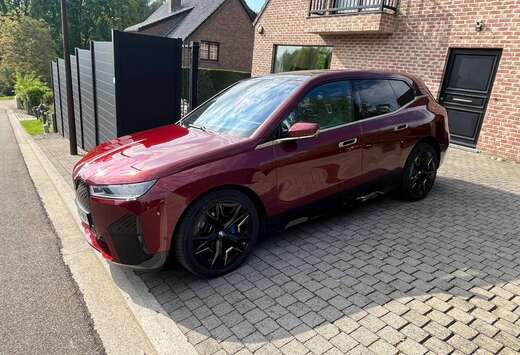 BMW iX 111.5 kWh xDrive50