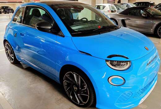 Abarth e-500 42 kWh Scorpionissima Scorpionissima