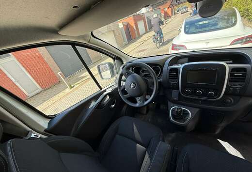 Renault 2.0 dCi 27 L1H1 Confort