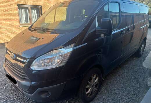 Ford Transit Custom 2.2 TDCi L2H1 Limited Multi-use