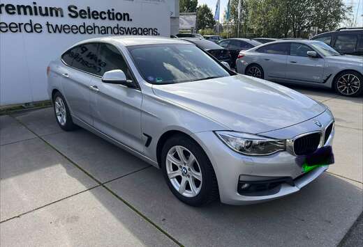 BMW Gran Turismo 320i